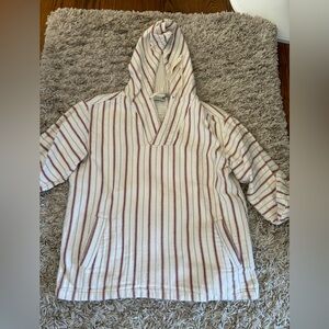 Excellent, soft, warm surfers hoodie.  Excellent condition. Barely worn Like new